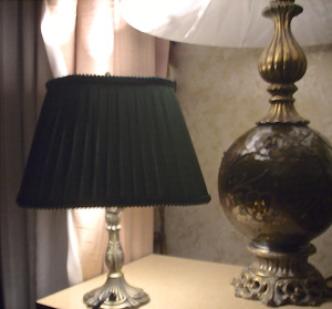 lamp-shade-small-vintage-pleat-liner-repair-restore